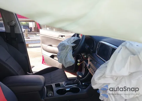 2020 Kia Sportage Lx z USA, uszkodzony, nr VIN KNDPM3AC9L7835944